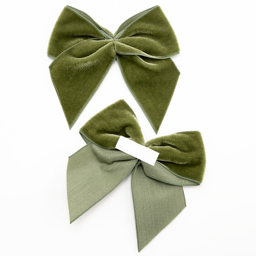 Moss Green 10cm Velvet Bows – Self Adhesive