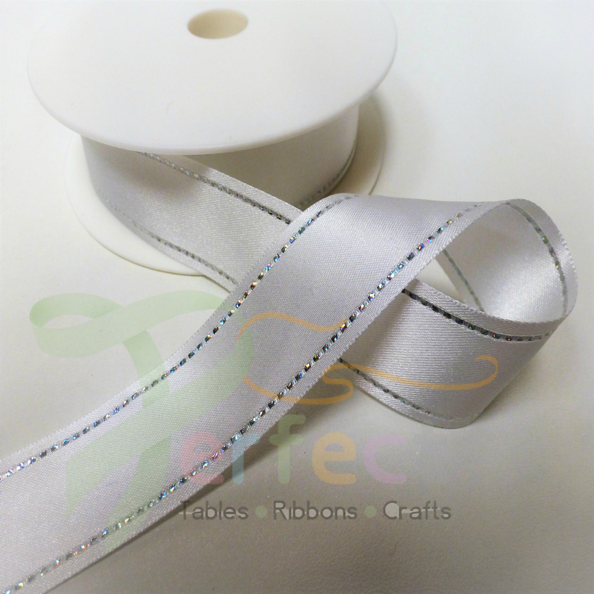 White Shindo Diamante Edge Ribbon 15123 001 - Perfect Tables