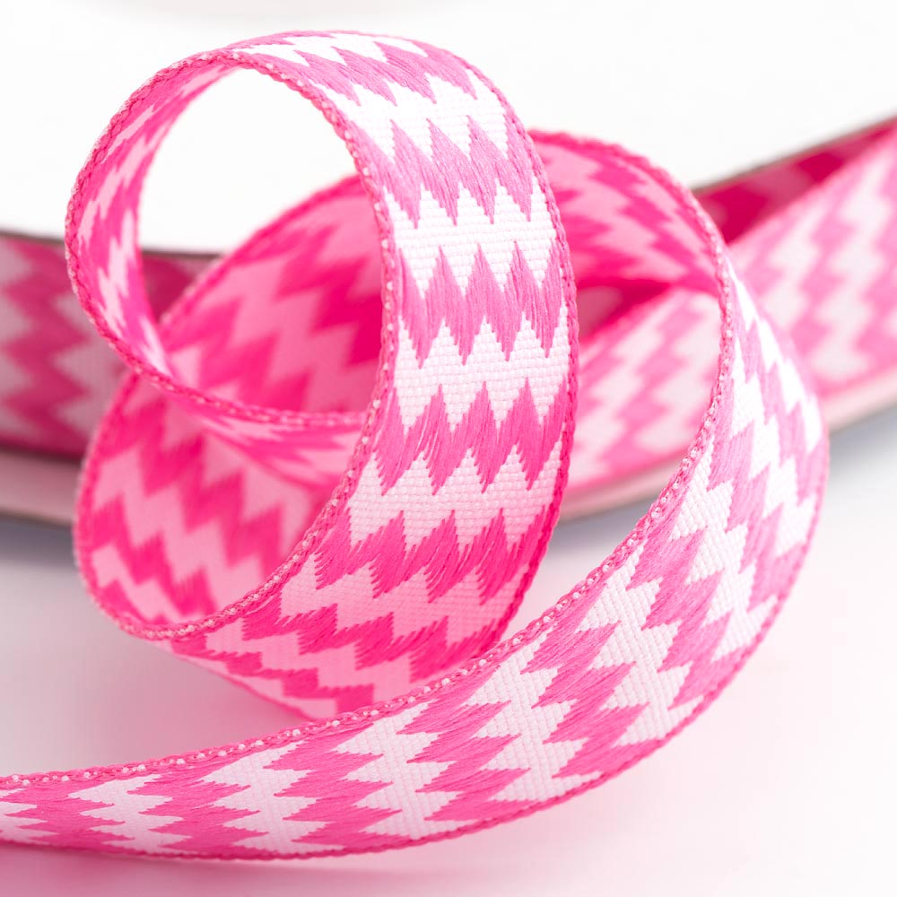 Bright Pink Chevron Ribbon - Perfect Tables