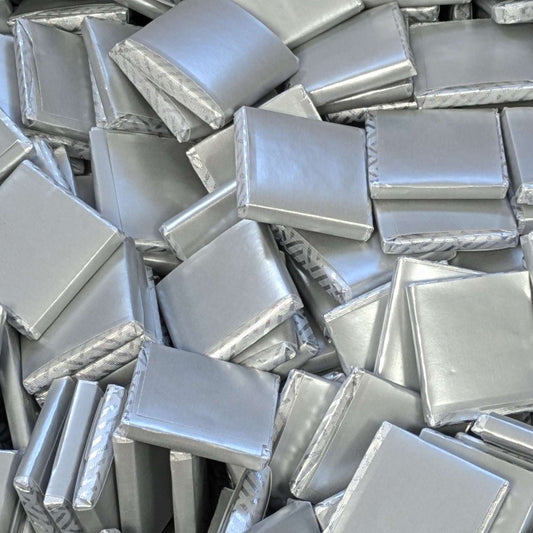 Silver Sleeve Neapolitan Squares - Milk Chocolate - 1 piece